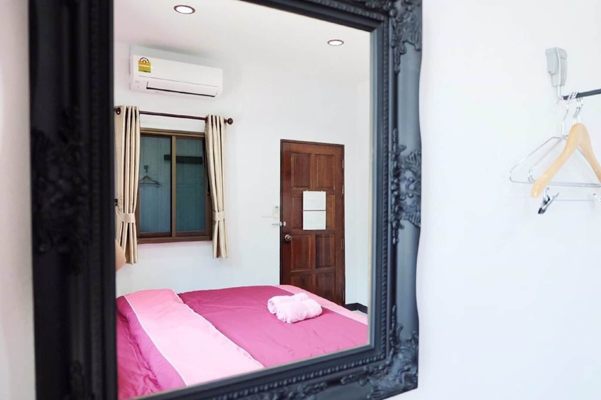Baan Bunyat Hotel Chiang Mai Exterior photo
